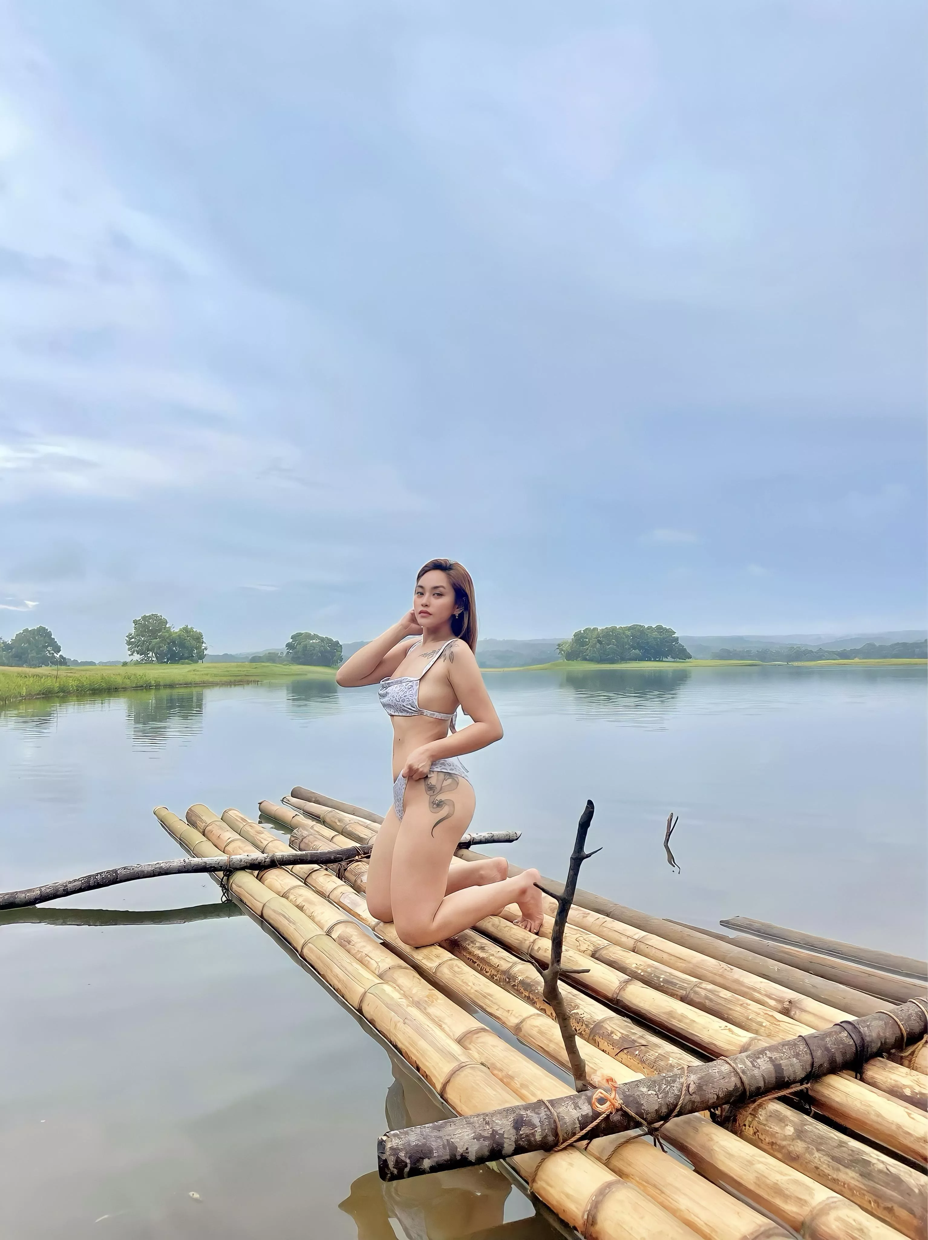 Sexy MILF cause why not posted by ImaginaryParsleys