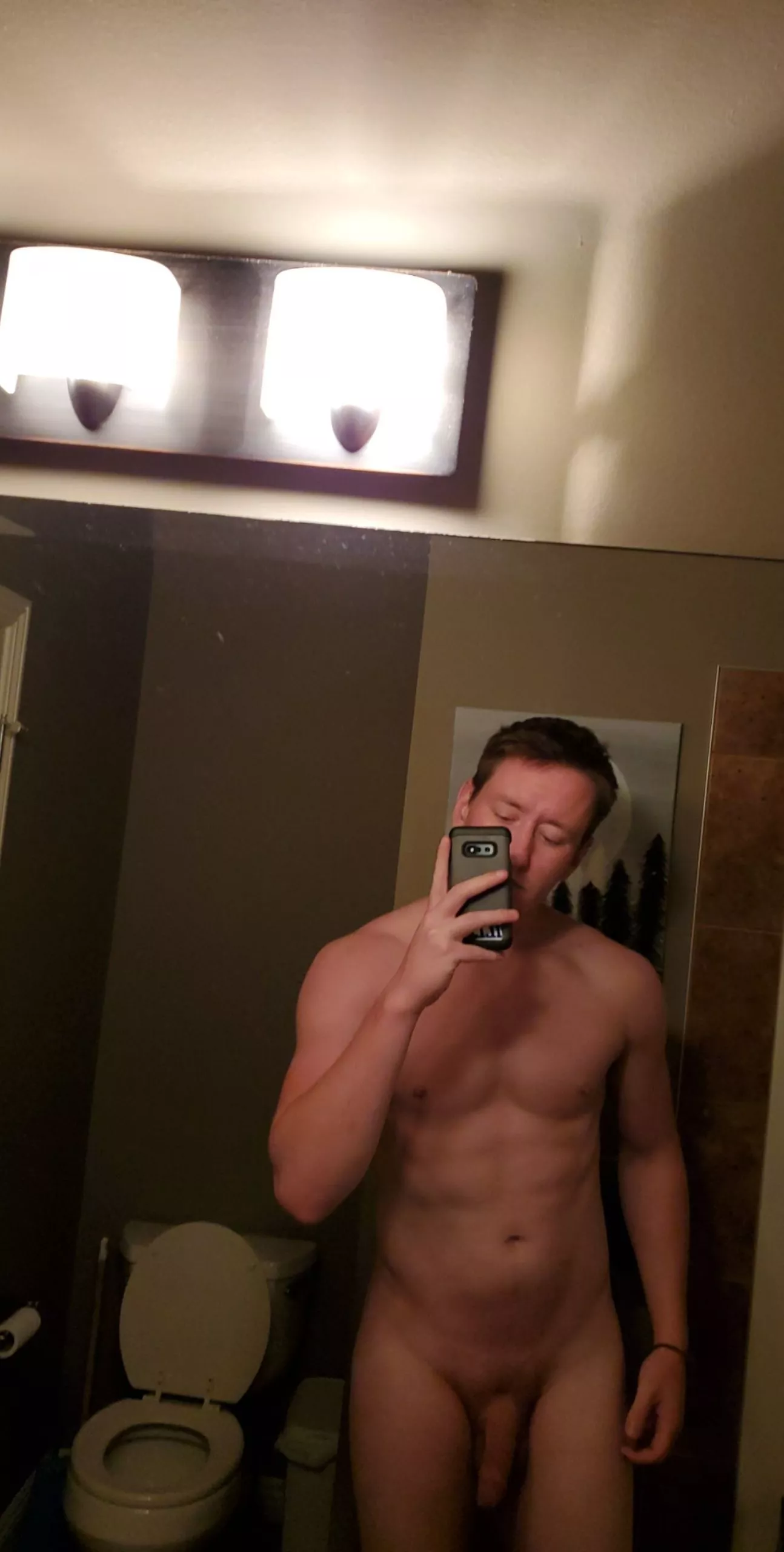 What me at 6'5 220lbs looks like. PMs open 😌 posted by haveagoodday-_-