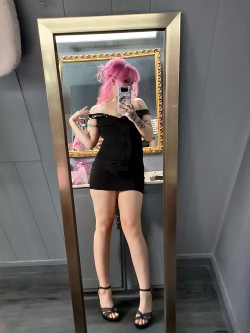 Who wants to dress glam and party! 💖 by RainbowValentine