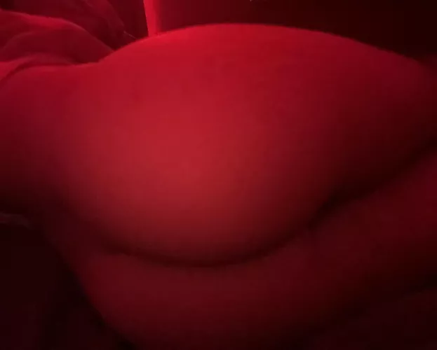 19 who would use me? by HornyBubble_Butt