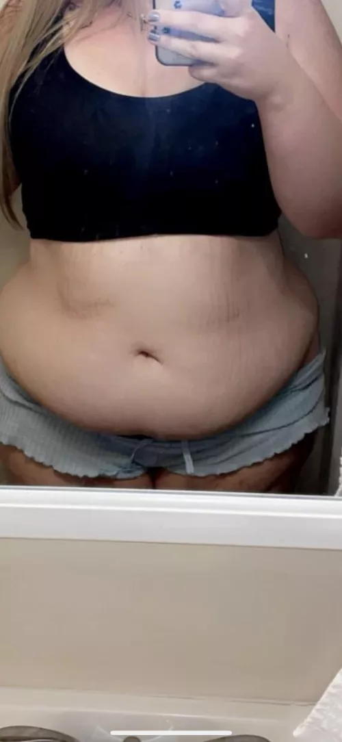 Getting bigger by Hannahbanana431