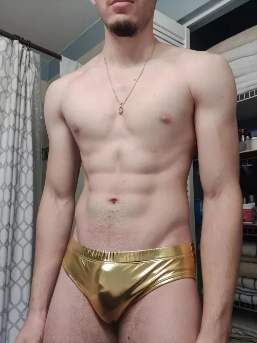 Looking for subs to get on their knees by Cash_Master_K