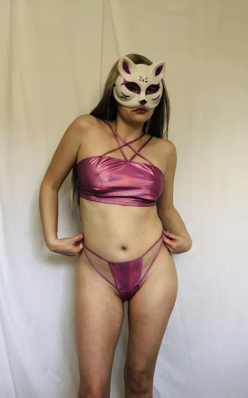 Oh so shiny! by KittyFaye689