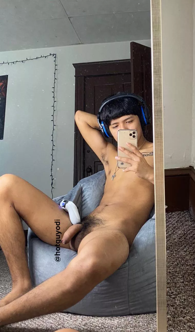 Play with it while i play ;) posted by TheonlyodiOF