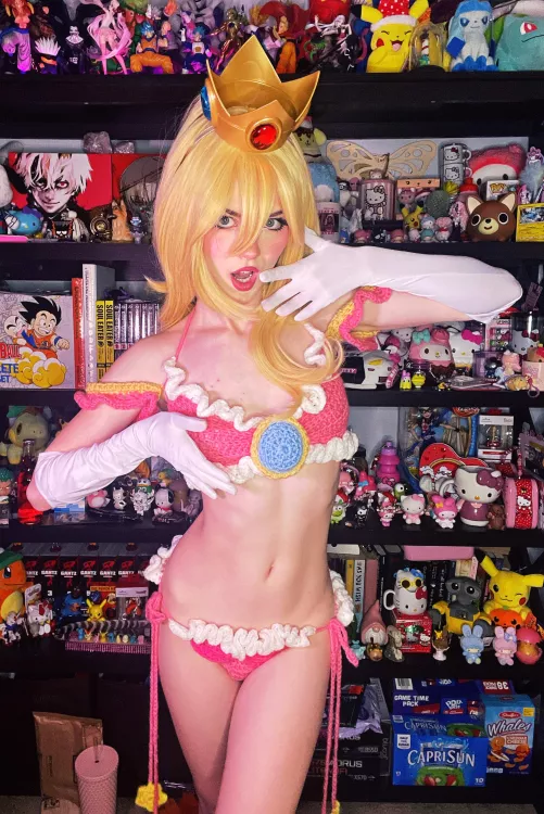 Princess Peach cosplay and bikini by me (Cinnamarollslut) by Cinnamarollslut