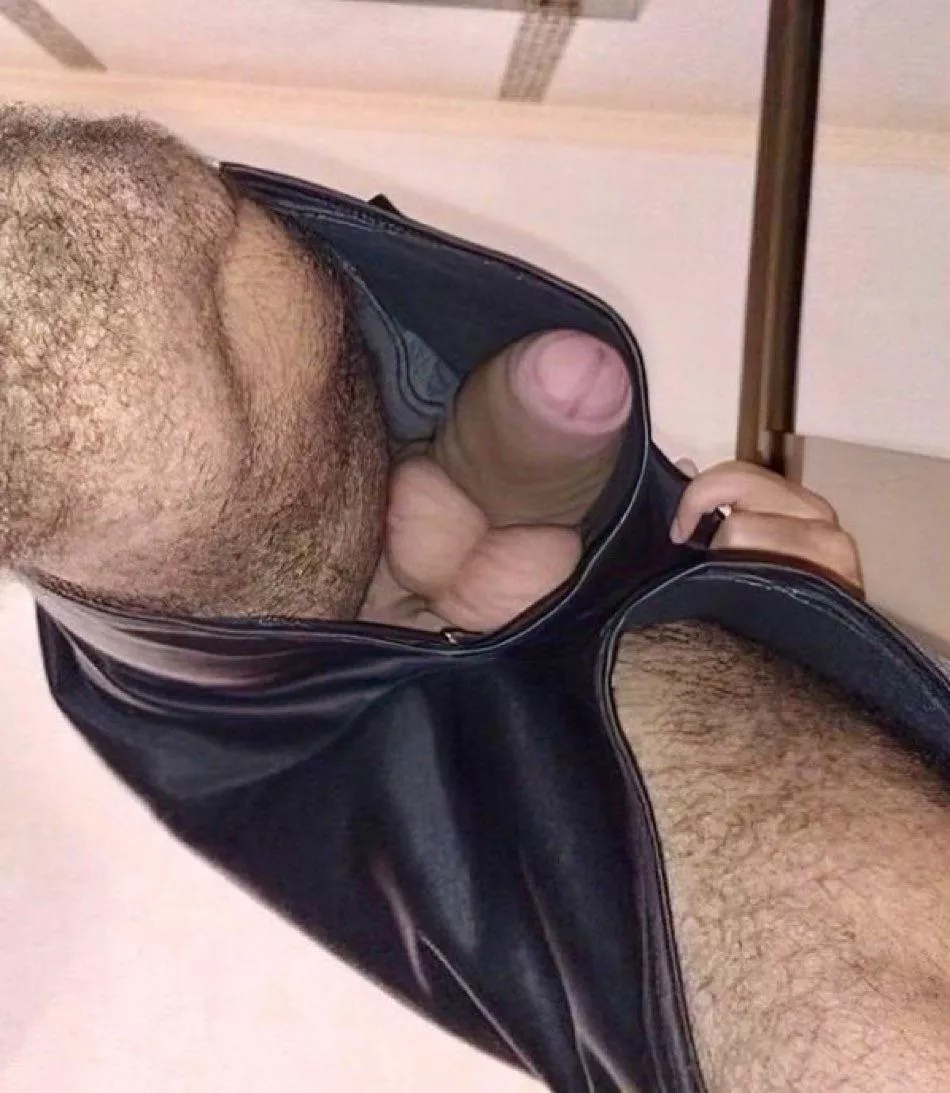 Wake those asses up posted by bedroombully9999