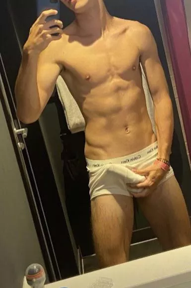 19 M Soccer Bro Horny AF🥵 18-24 Watch Me Cum💦 send fsce: jonasboi99 posted by f0rsjo