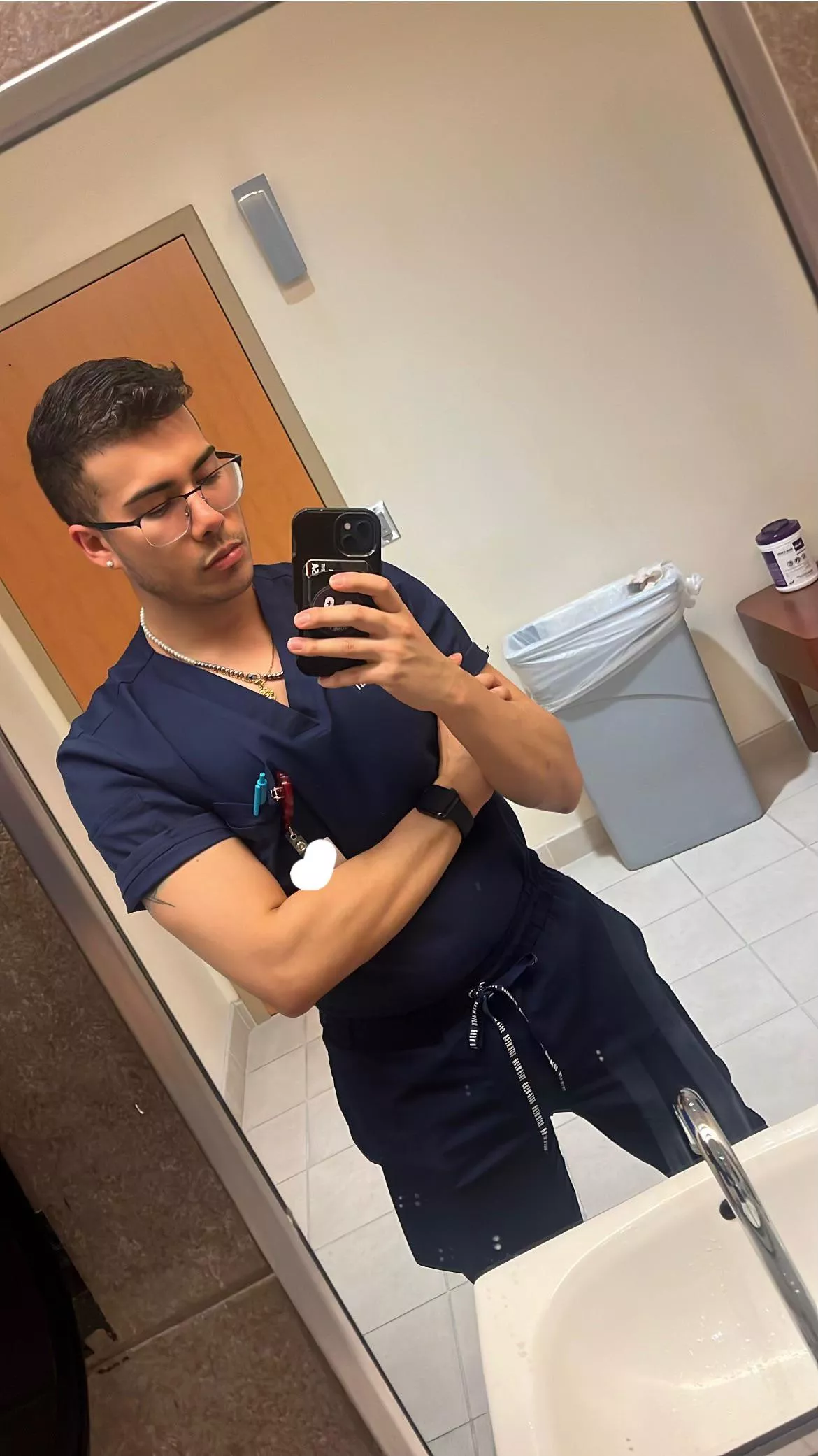 Didn’t have breakfast and ate lunch at 4 PM, and my pt got started on CRRT 💀 posted by Flimsy_Research_7848