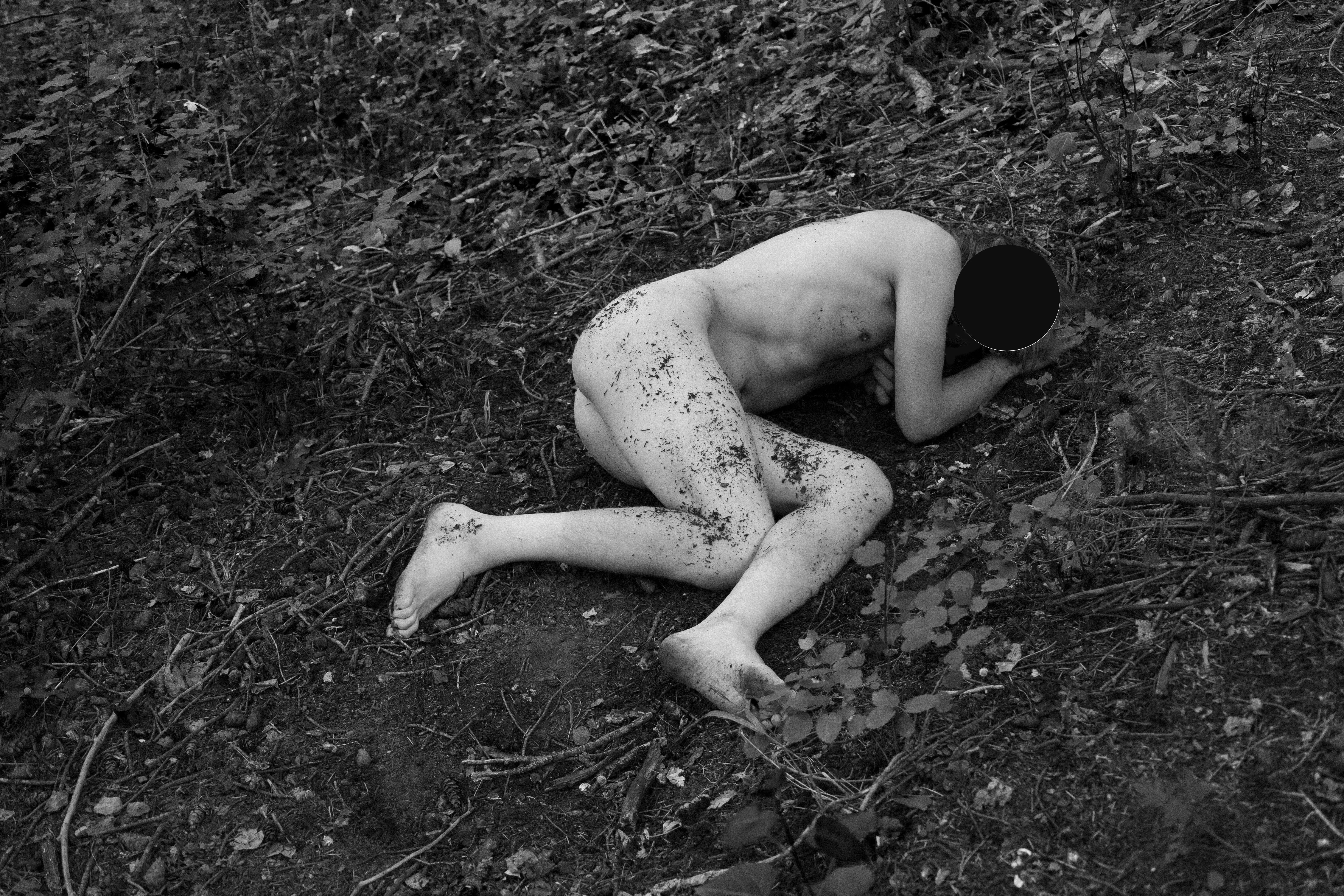 Down in the dirt. [Self portrait.] posted by Trashtographer1111