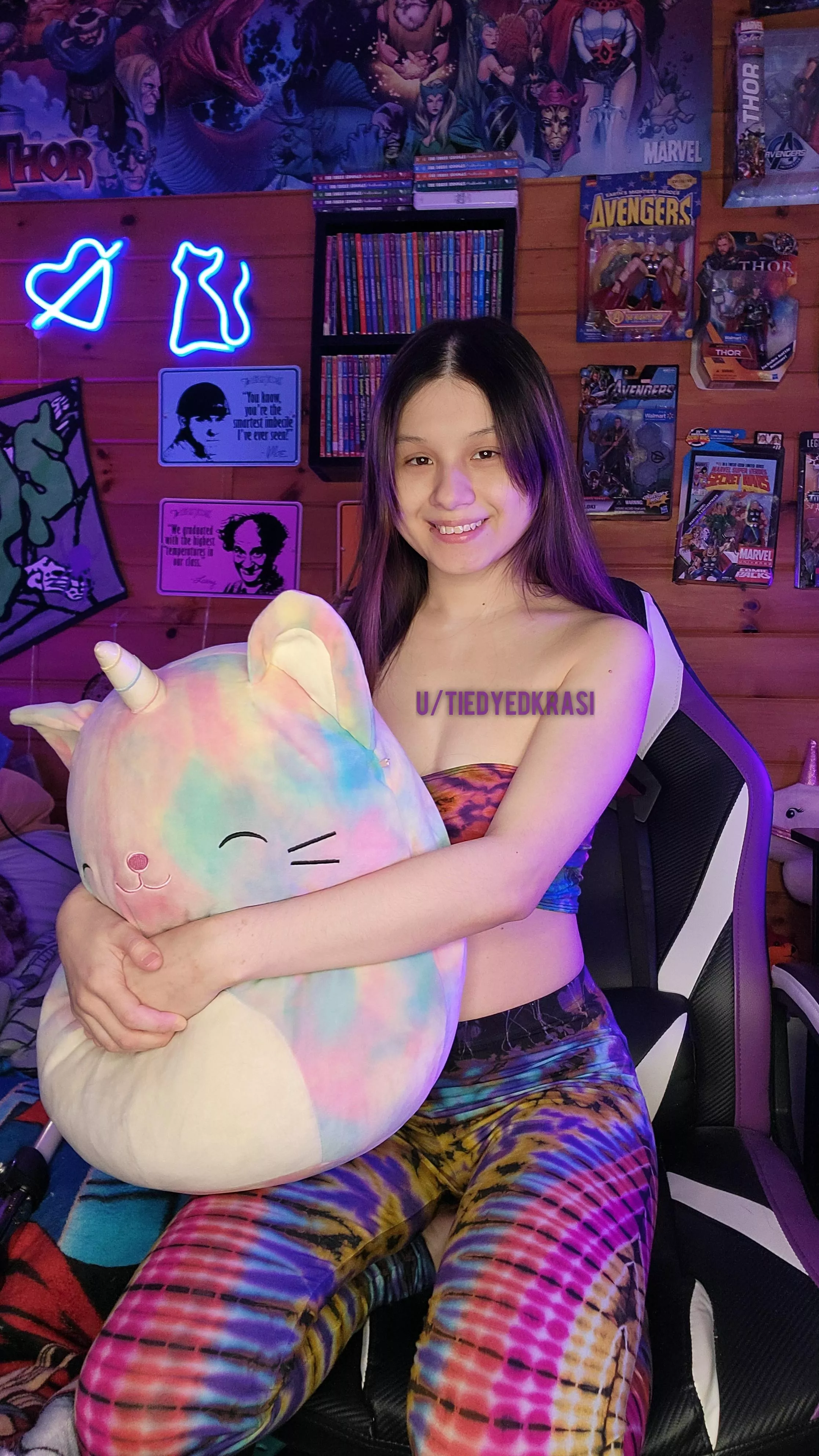 I[F] you fancy the thought of cuddling small, dorky chicks posted by tiedyedkrasi