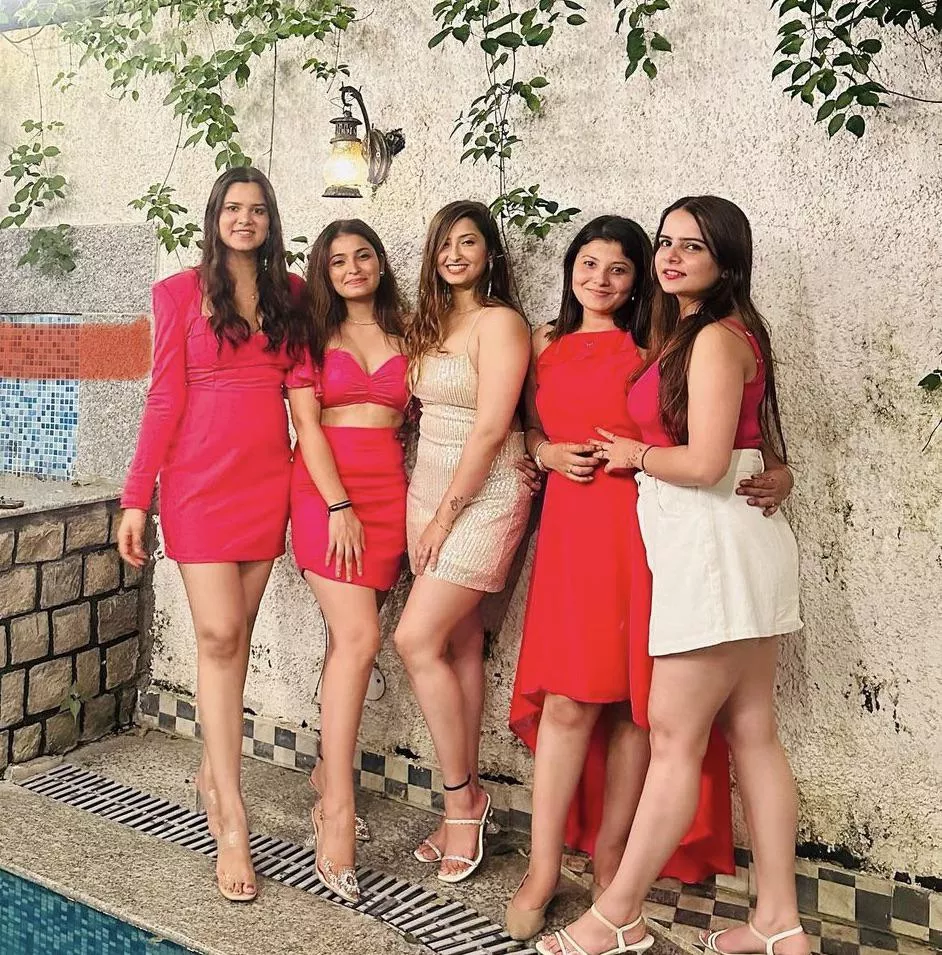 Indian bride to be or one of her pink friends? posted by cjdemo