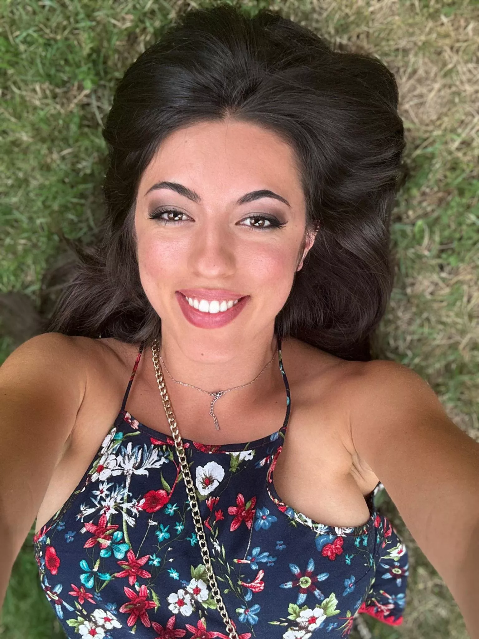 My new braless lifestyle always puts a smile on my face, I feel more at will F19 posted by little__devill