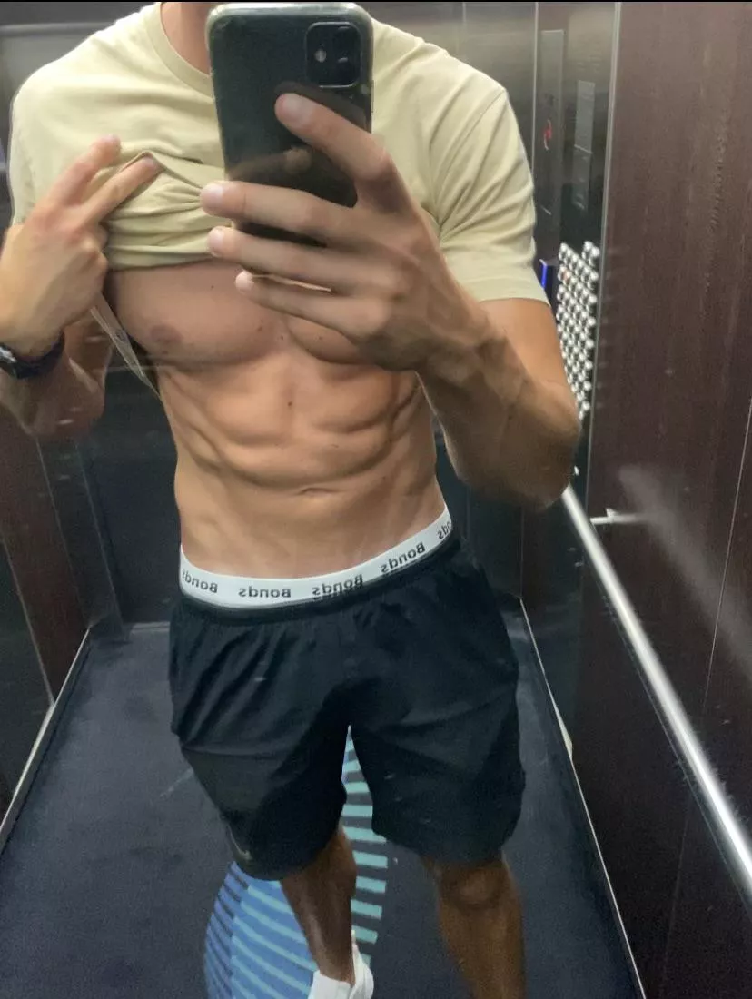 OTW to your place.. posted by meeklySlither93