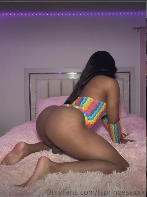 Rate my ass 💦 by MotorPrference
