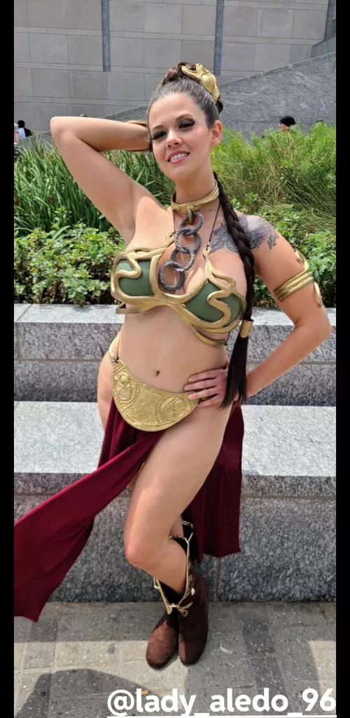 The wind is my friend on these hot convention days. (Lady_albedo_96) by Lady_Albedo_96