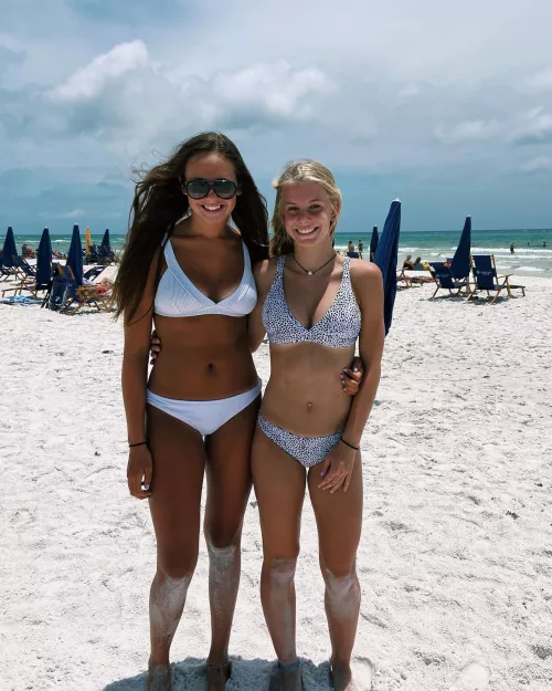 Which one? by Brillant_tartiflette