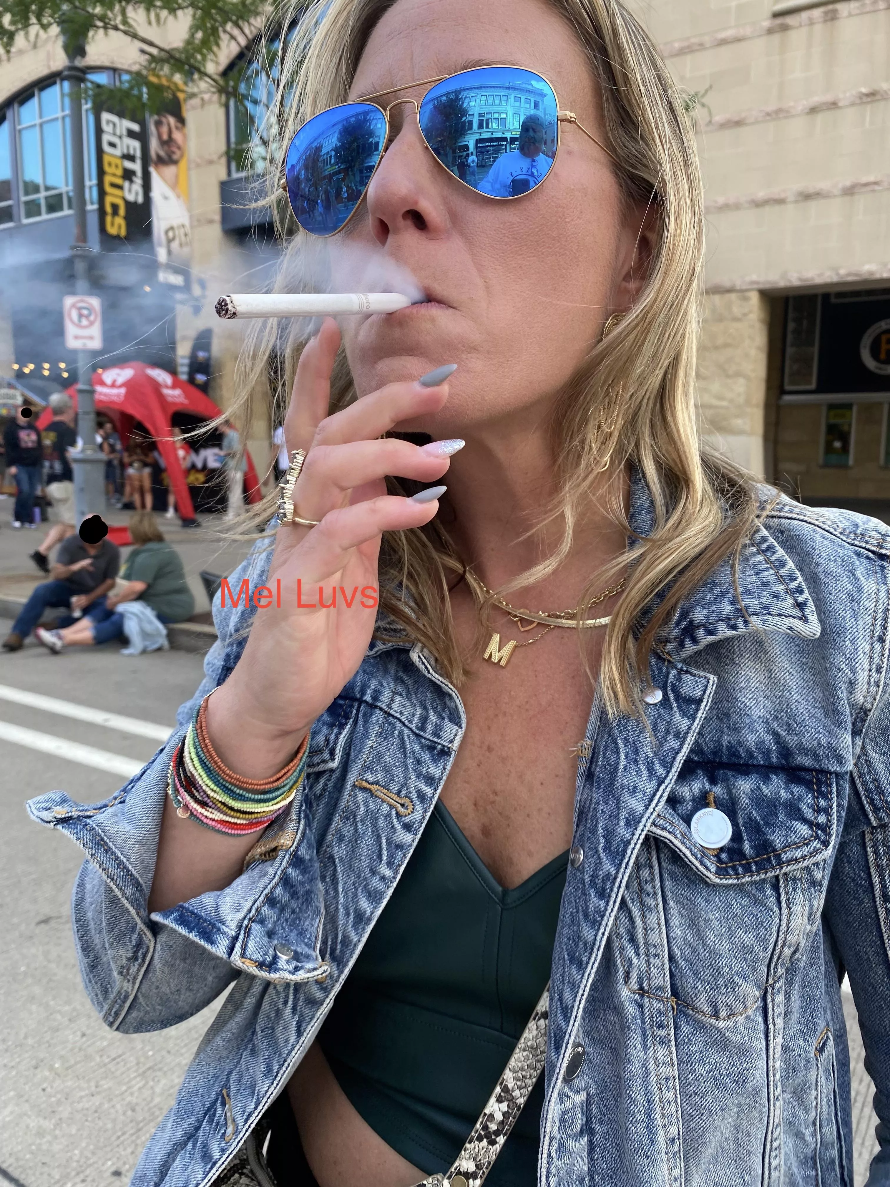 Chain Smoking Mama... posted by melluvsitall