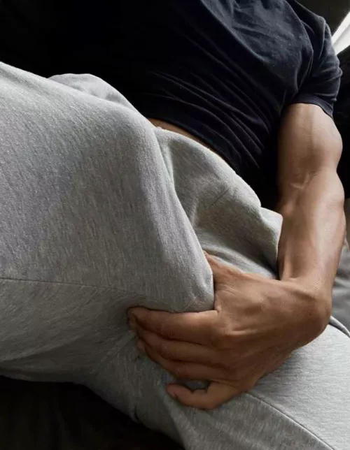 I’m back by Cumglazerr