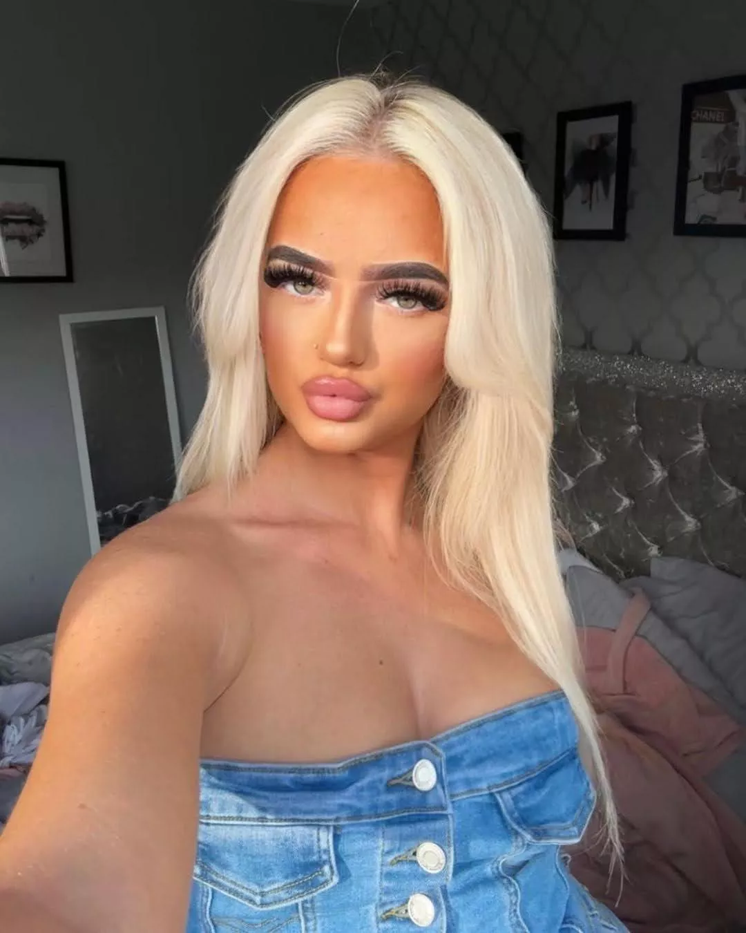 Literally a human fuckdoll posted by yeetymeatywheaty