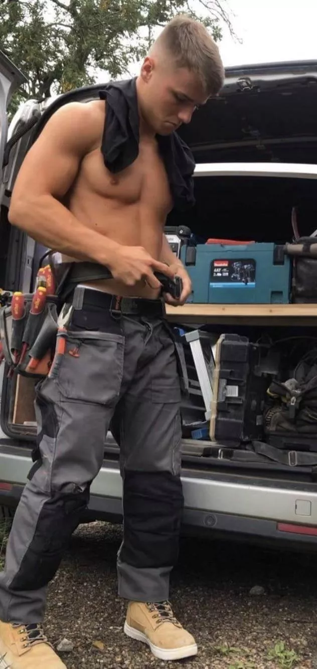 Looking for lads any age to chat/roleplay about tradies/scally/chav boys. Down for lots of kinks and would love to wank over it and rp. Session below or reddit chat. 0573b1d97f3b035fc7a38e721d8c6f39057f6abc0a924ce50081dc6bca37409302 posted by Expensive-Anxiety-24