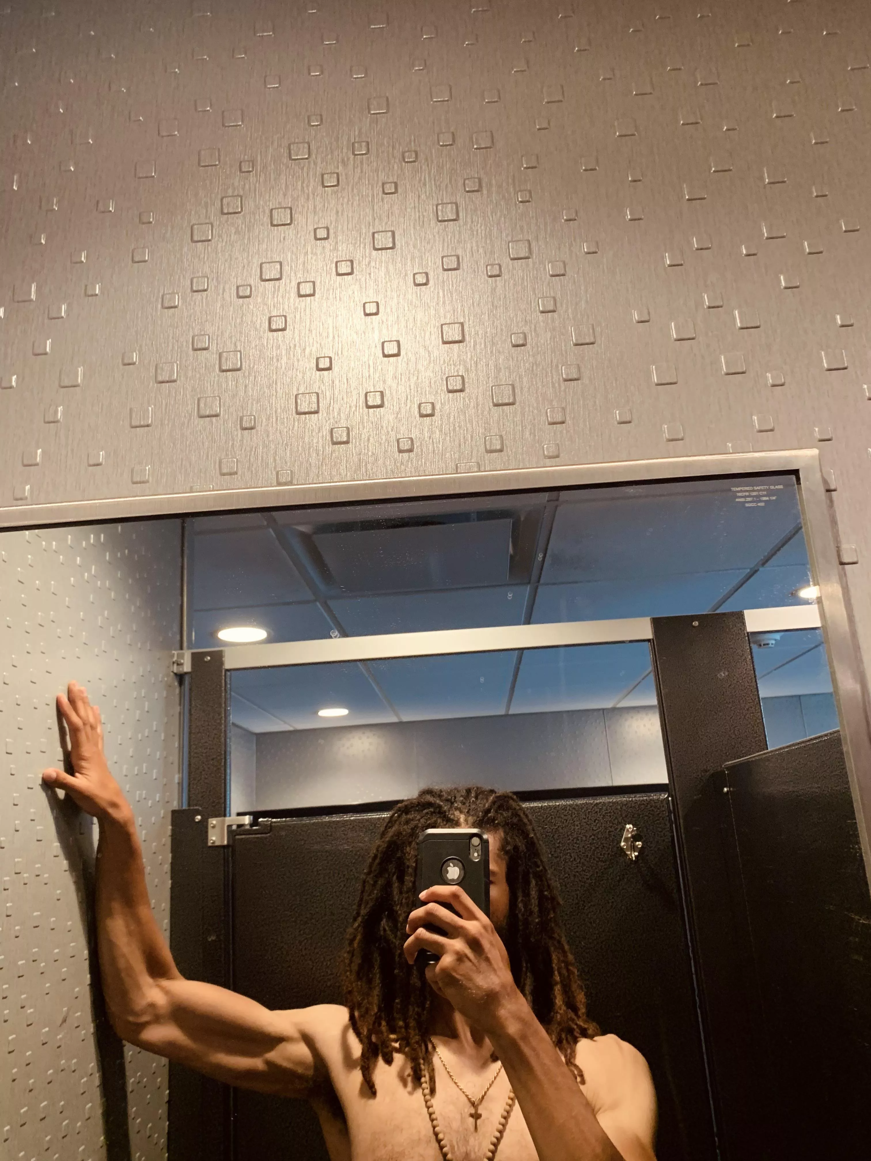 off grid arms posted by kaymakesbeats