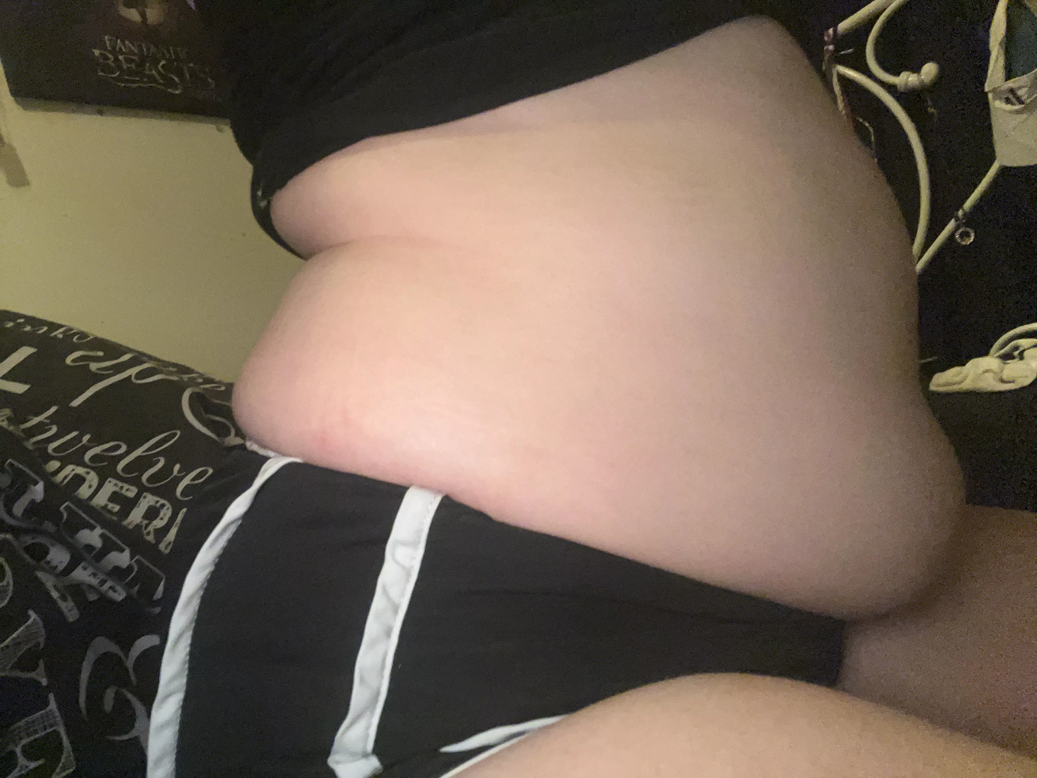 Ok but fat people making me fatter like them 🥵 posted by Ok-Coat-2934