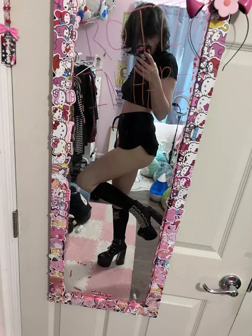 Show me a femboy with better balance then me I’d be very impressed by BrokenBunnies