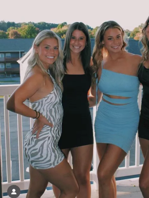 So fucking hot by Necessary_Diet_1886