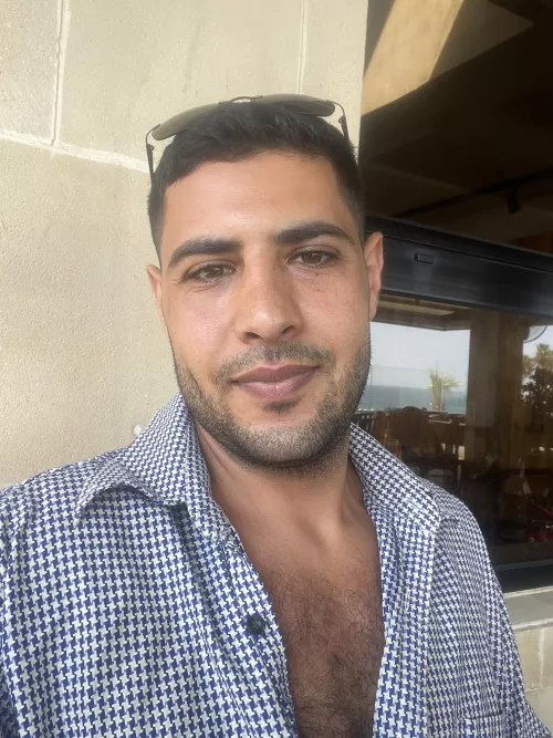 Someone always has to make a comment like “damn you are really hairy” when I’m shirtless by sunsetlaffite324