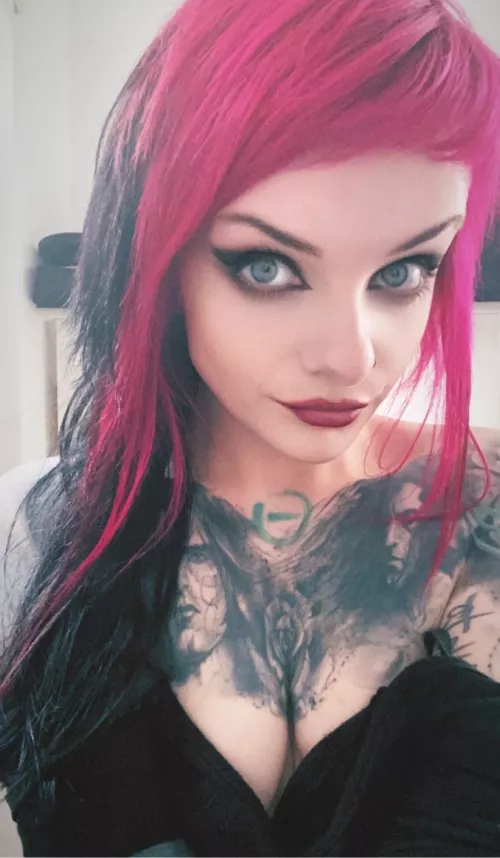 These are my “fuck me” eyes by PixxiGrrl_