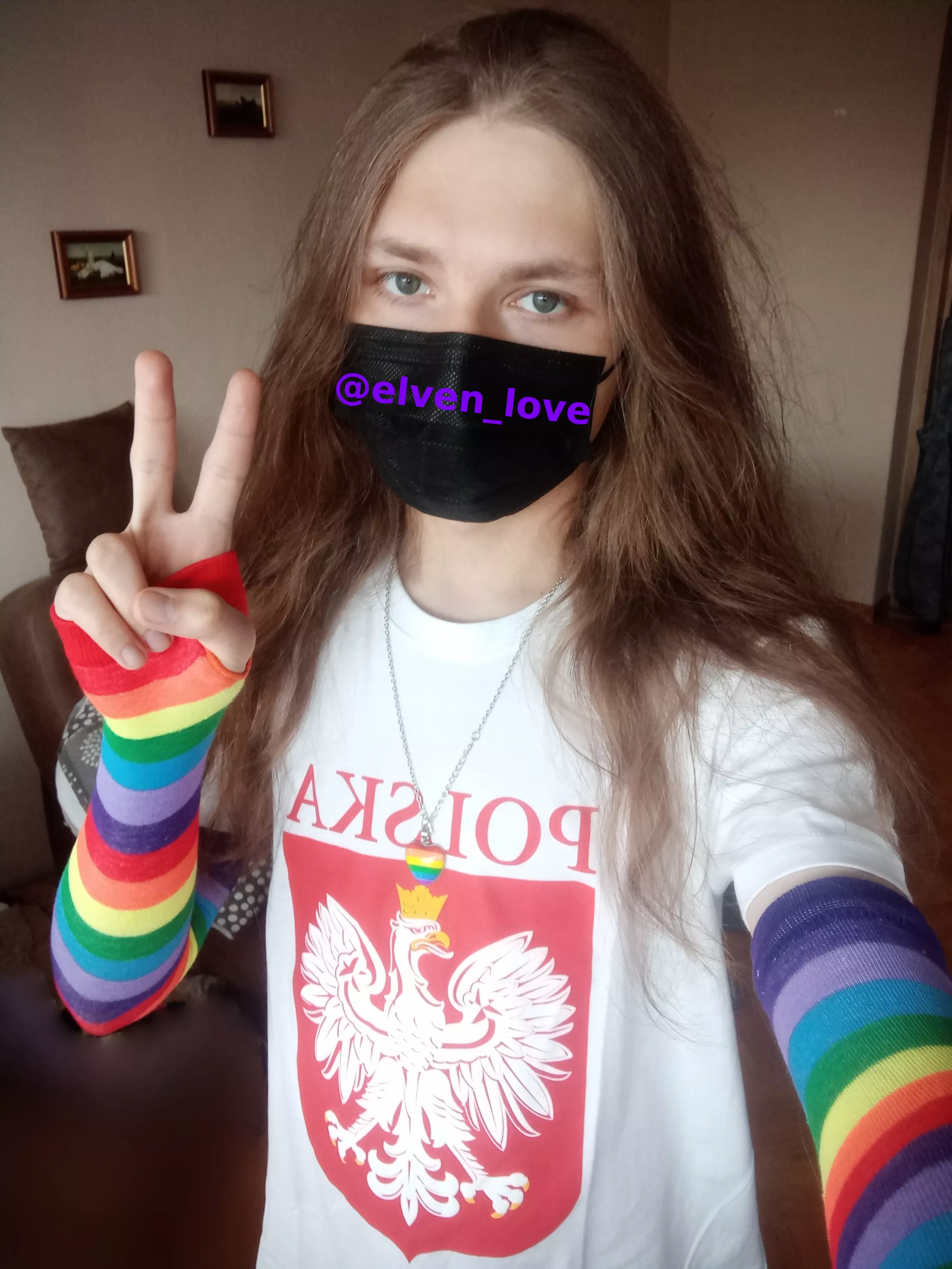 What a lonely day, I wish I had someone to hug :3 posted by ElvenLove