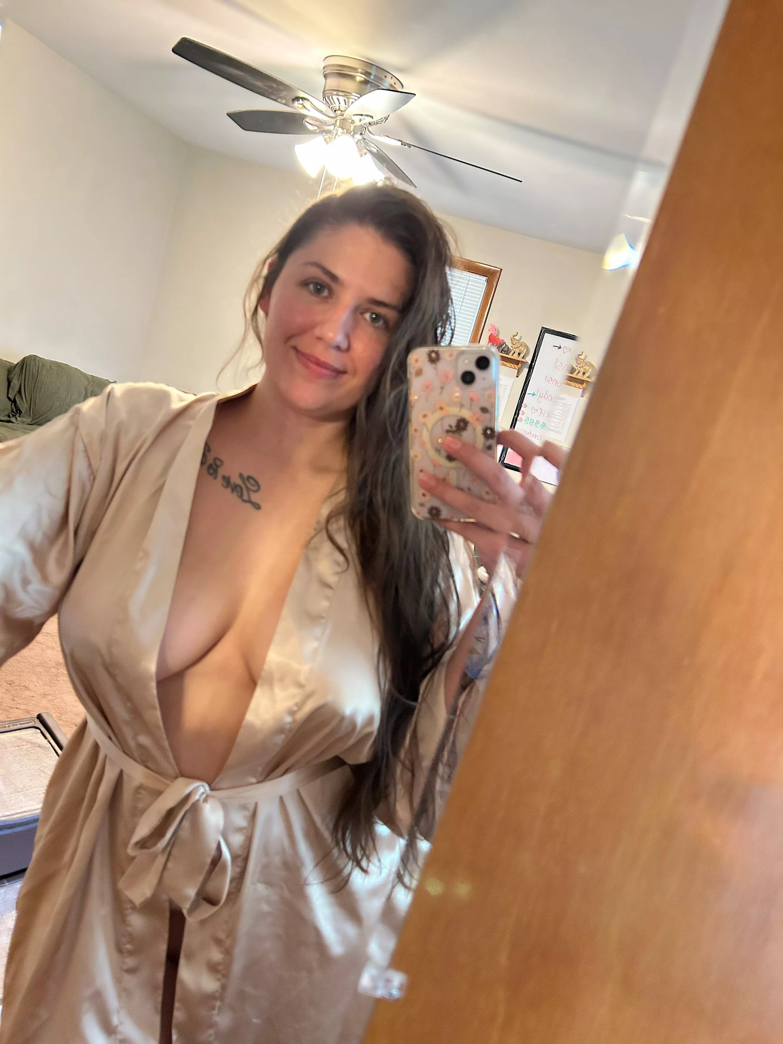 About to get dressed after a nice hot shower! posted by Piperxorose