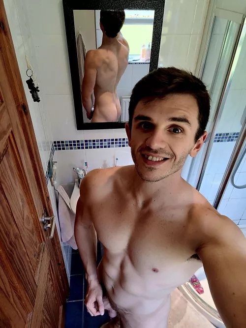 And good morning to you too. Here is a small handful to start your Wednesday. by HangingZucchini