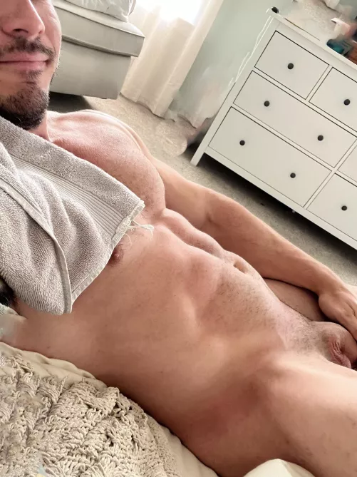 Anyone want to help me dry off? by Fullday3
