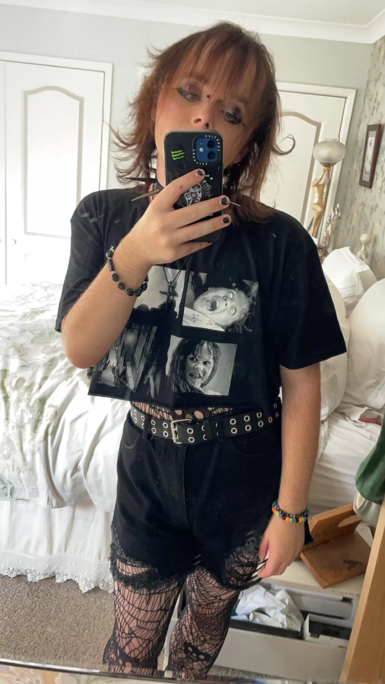 do you guys think i’m pretty? :3 posted by bootcakee