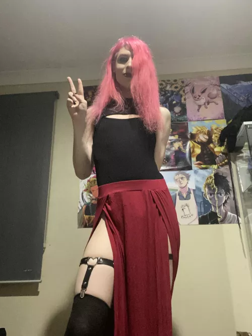 I love how this outfit looks ❤️ by Confident-Afternoon9