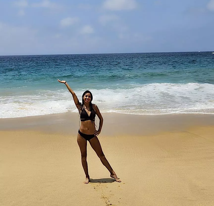 I love the beach(: posted by YummyHoneyyy