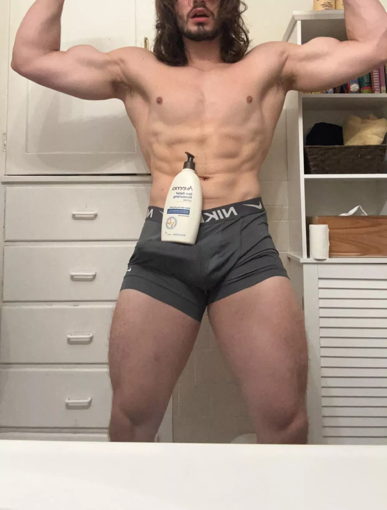 I need help putting lotion on.. wanna make sure I don’t miss any spots? 🤭 posted by Intelligent_Back2243