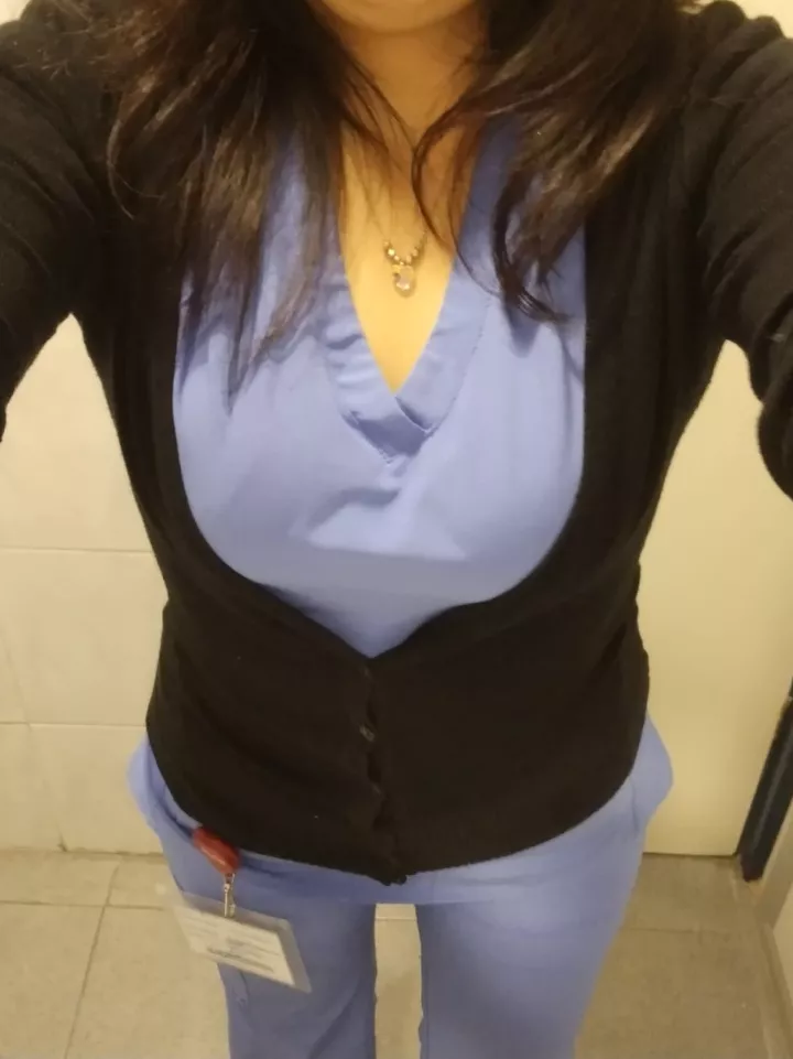 The favorite scrub of all my colleagues 😅 posted by cardiobsy