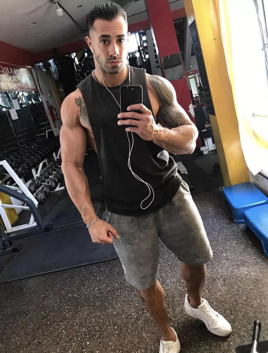 Training hard 💪 posted by TattooedMuscled