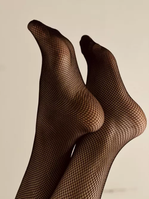 What do you think about my feet? by pamelamarquez93