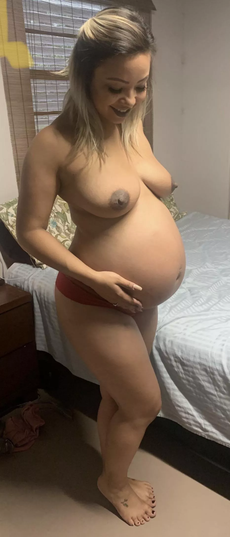 Where’s your mouth going first?😈(OC) posted by prettypregnant4