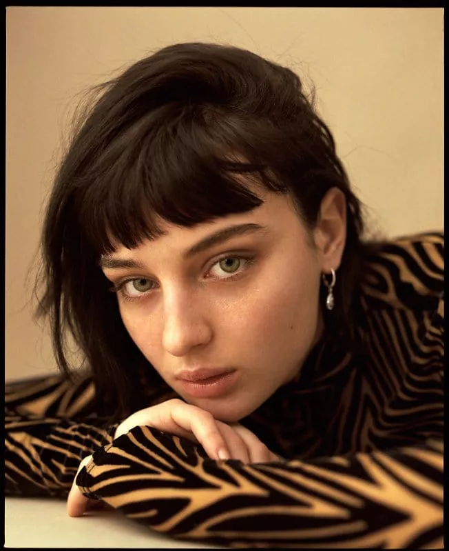 Alice Pagani posted by RaymondLeggs