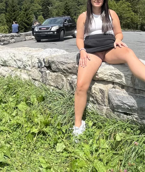 Beautiful scenery by jhammmer63