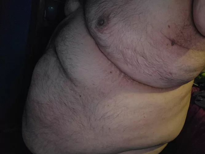 Big enough for ya? by BigBooty_Chub