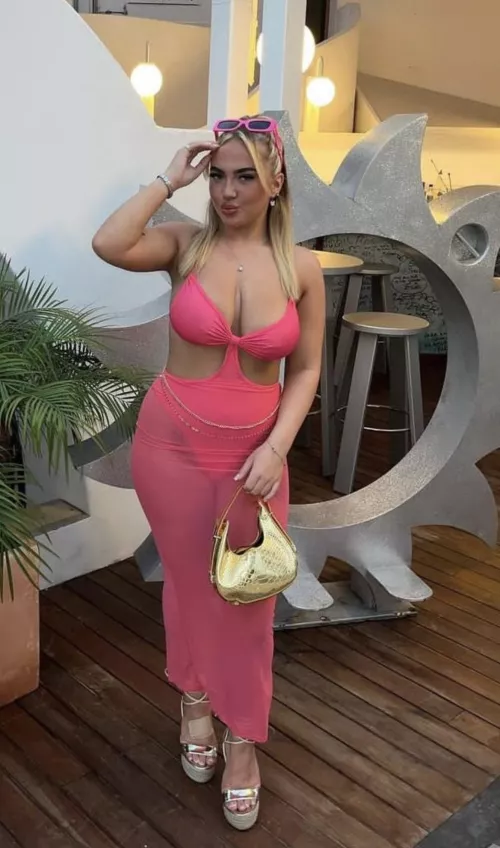 Blonde Chav Slag! by YoBroWassup