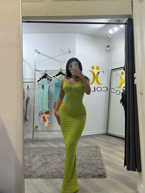 Dress as if life is a party 😉 by Dwarfishhopkins94