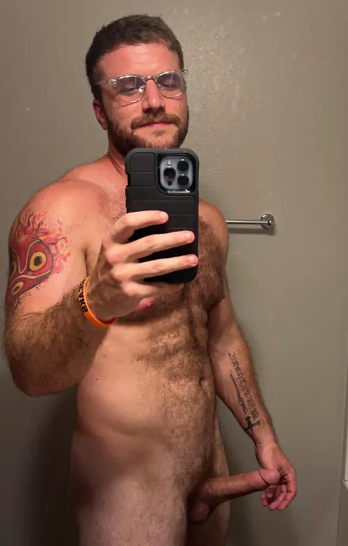 Fur tats and glasses by optimusfiner