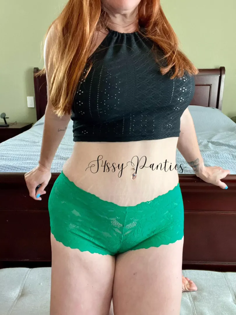 Looking for some hot panties from a chill, older MILF? You’ve found me! See pinned posts for menu and drawers. [selling][usa] Panties start at $30, Fet friendly add ons are always an option. by S4ssypanties