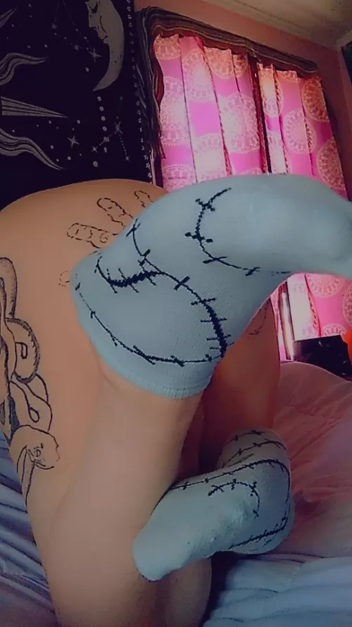 Nightmare before Christmas [F] by Notthemilfshake